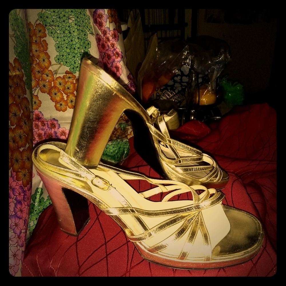 Ladies vintage dress heels